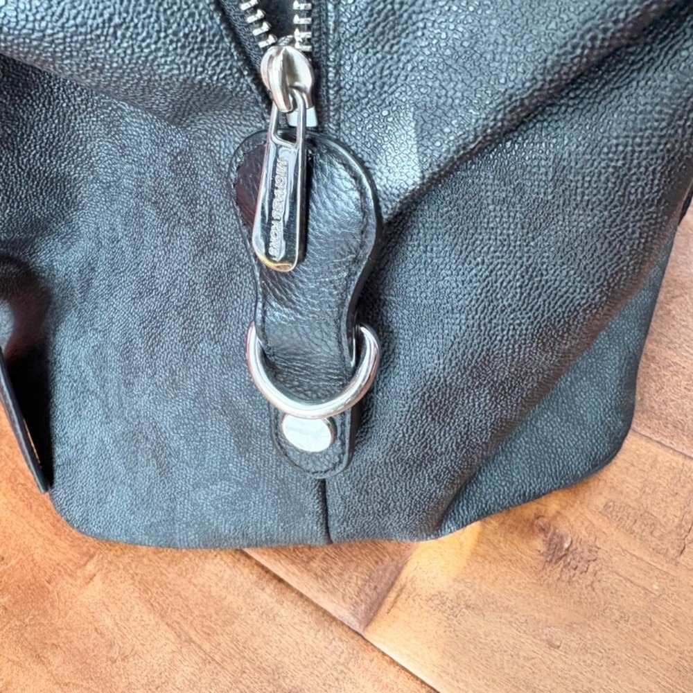 Michael‎ Kors Duffle Bag Monogram Logo Travel, Womens Large Black - Picture 10 of 10